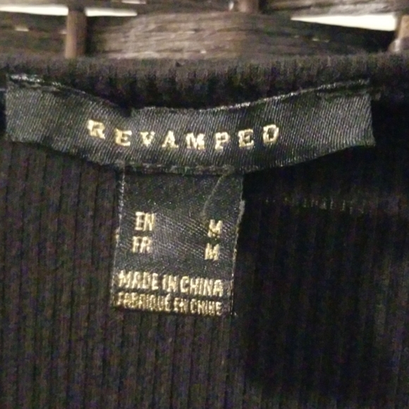 Black Ballerina Style Wrap Crop Top (🛍 Bundle ANY 6/$36) - Picture 3 of 3